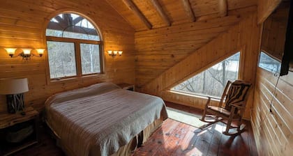 Loft Guest House w/ Private Dock & River Views