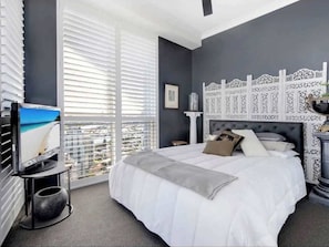 2 bedrooms, iron/ironing board, travel cot, WiFi