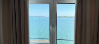 Seaview Apartment in Cobh