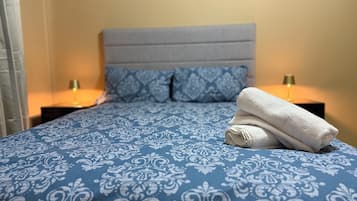 2 bedrooms, iron/ironing board, WiFi, bed sheets
