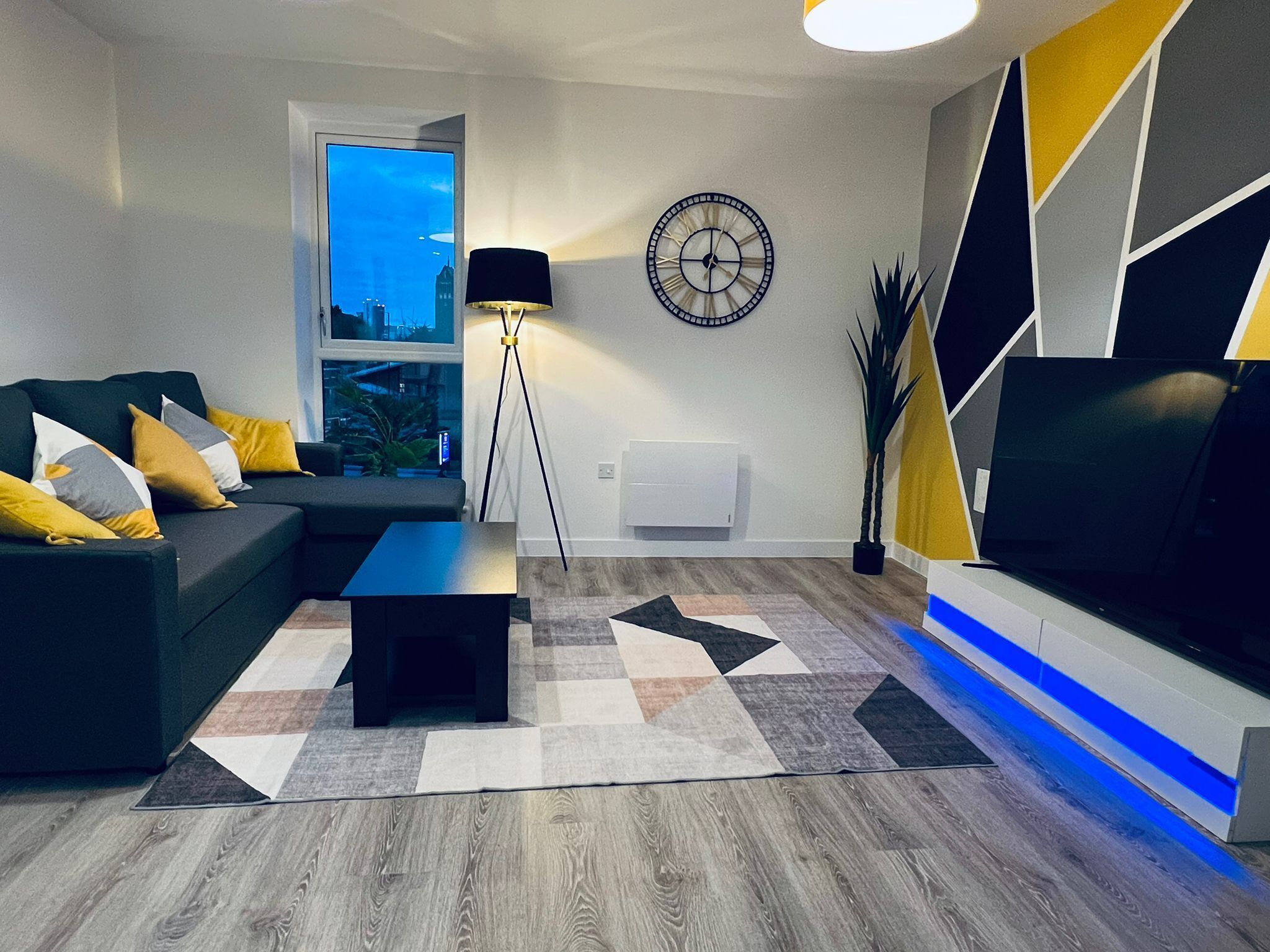 Living Room / Lounge