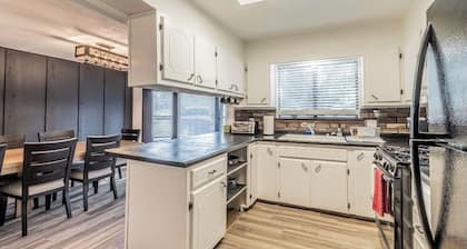 4-bedroom Reel Fishing Retreat on the San Juan near quality waters.