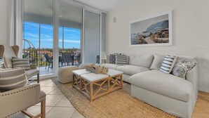 Unclassified image, 4 of 27, button - Windward at Regatta - Modern vacation destination! (Naples)
