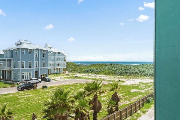 Exterior - La Mirage Condo 212 Beachfront Resort Condominiums with Private Boardwalk (Port Aransas)