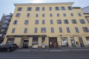 Esterni