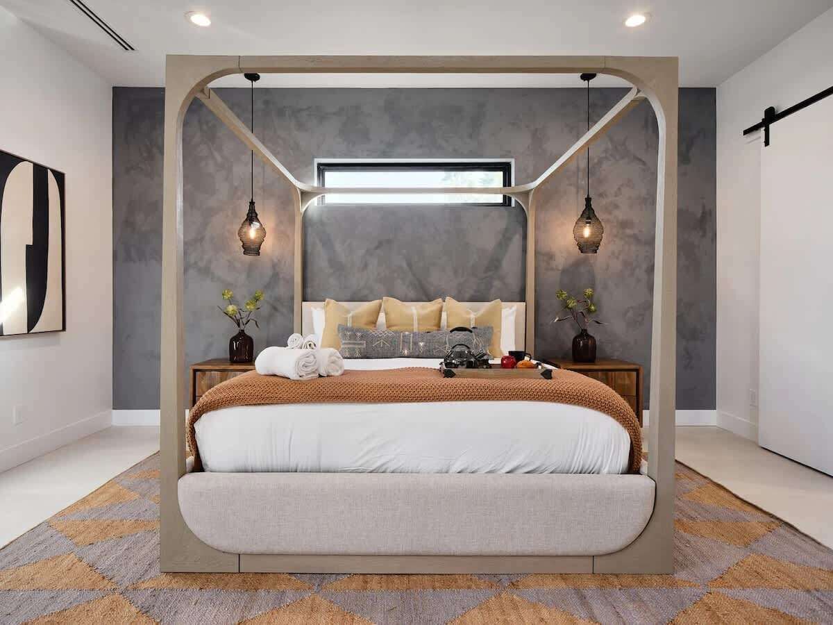 10 chambres, fer et planche à repasser, lit parapluie, Wi-Fi gratuit