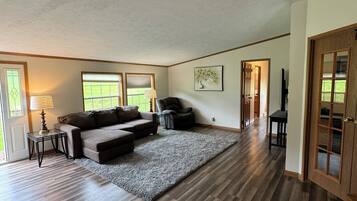 Smart TV, books, offices