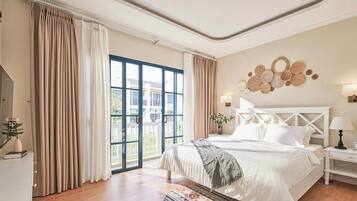 Gallery Villa, Garden View