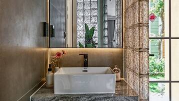 Economy Townhome, Resort View | Bathroom