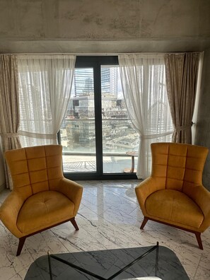 Design Condo | Living area