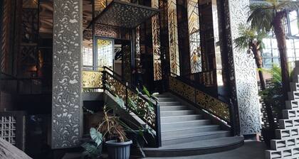Avery De’Grand City Hotel Bandung