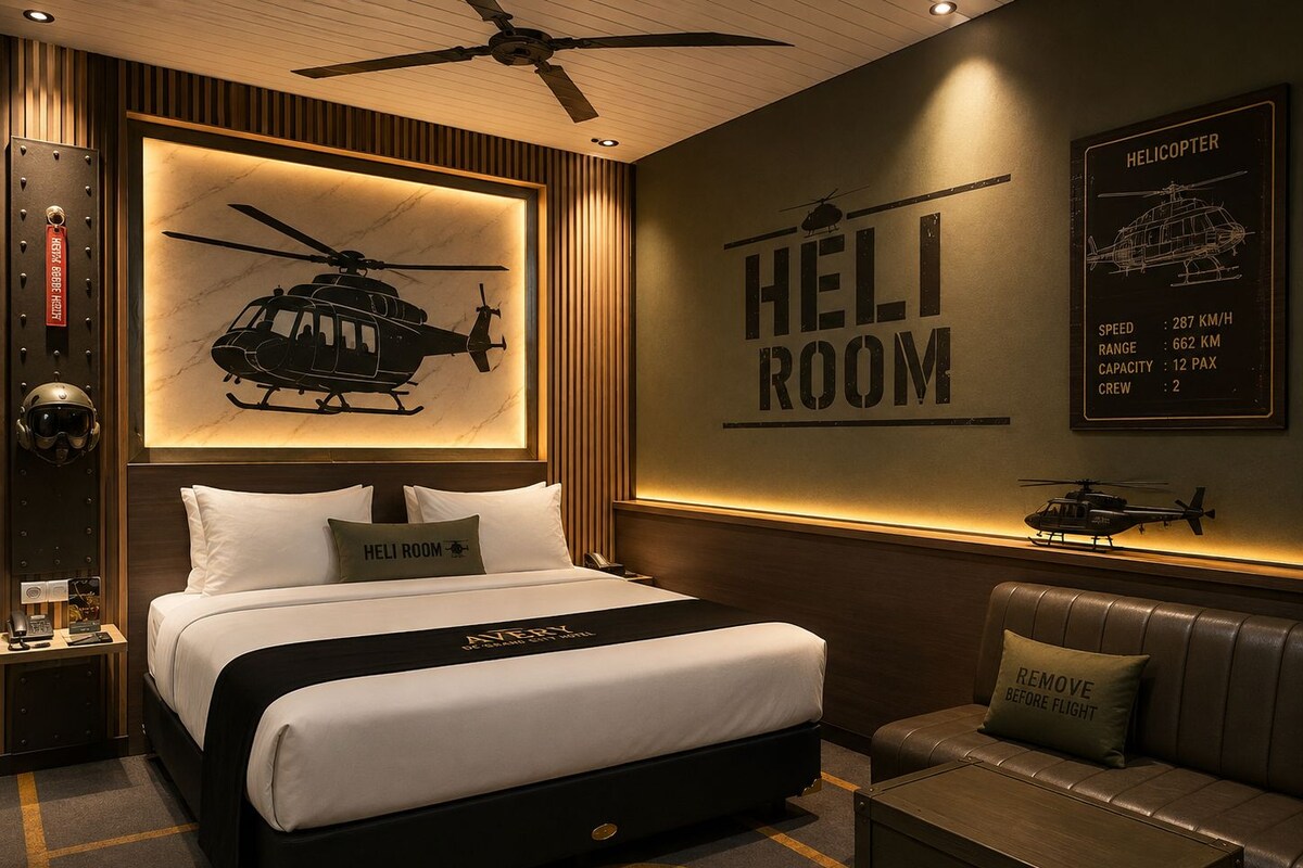 Mini Theme HELI Room | Sengetøy av topp kvalitet, skrivebord og ekstrasenger (mot et tillegg)