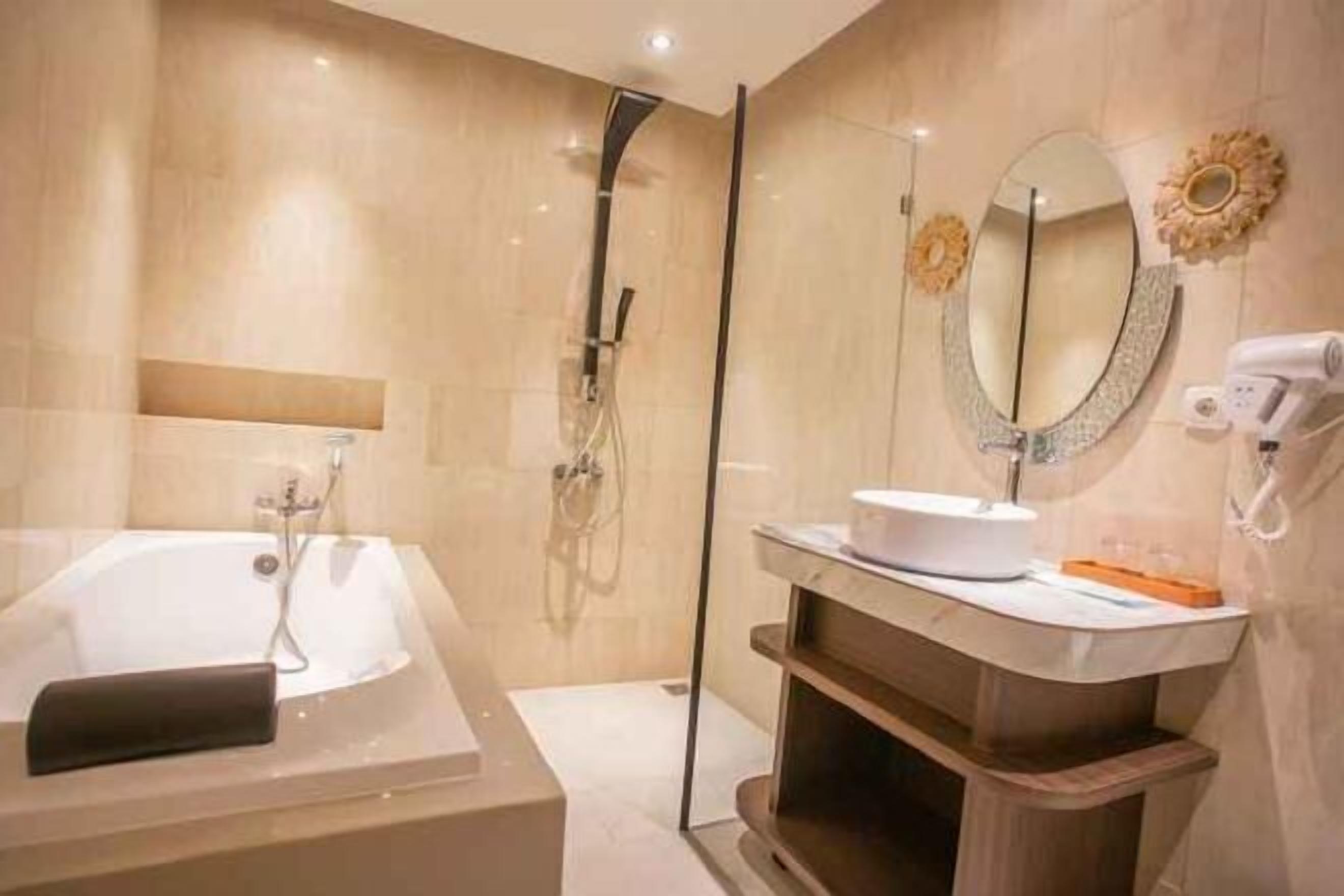 Banheiro | Produtos de toalete grátis, toalhas de banho, sabonete, shampoo