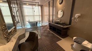 AIRPLANE THEME | Bagno | Set di cortesia gratuito, asciugamani, sapone, shampoo