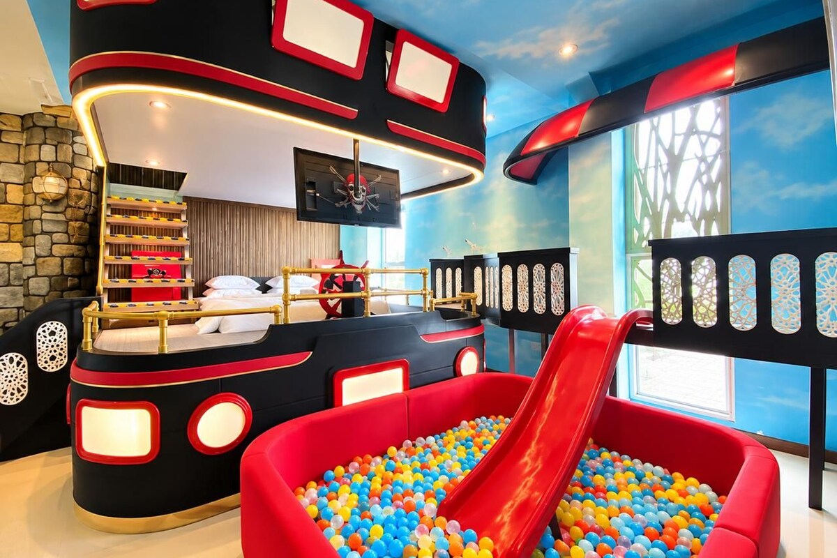 CRUISE THEME