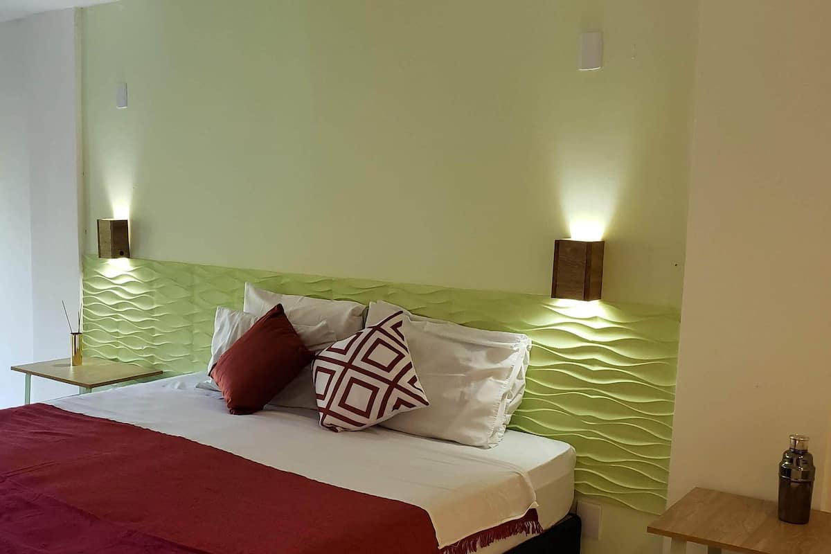 Comfort Triple Room, Partial Sea View