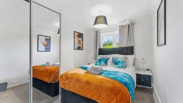 4 bedrooms, internet