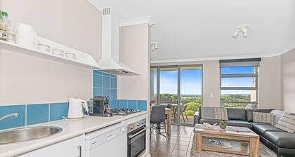 Luxurious 2-Bedroom Spa Apartment with Ocean Views