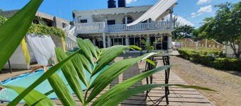 Sandy Bay Paradise Retreat - 7 Bedrooms