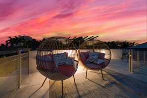 Terrace/patio - Multi-Level Beach Estate With Heated Pool!! (Fort Lauderdale)