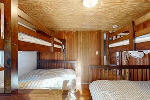 3 Schlafzimmer, Bügeleisen/Bügelbrett, Internetzugang, Bettwäsche