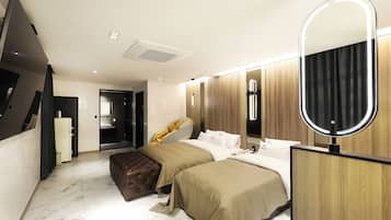 Escritorio, espacio para trabajar con laptop y wifi gratis