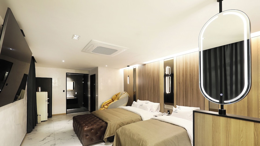 Cielo Hotel