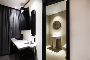 Twin Room | Desk, laptop workspace, free WiFi