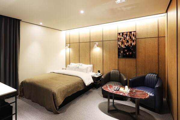 베이직 더블룸 | 책상, 노트북 작업 공간, 무료 WiFi