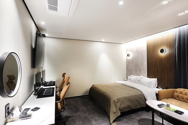 Habitación Deluxe | Escritorio, espacio para trabajar con un portátil, wifi gratis