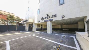 Free self parking, free valet parking