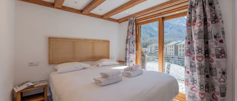 2 makuuhuonetta, Wi-Fi, vuodevaatteet