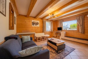 TV - Appt Bec A1, Le Tour (Argentière), France (Le Tour (Argentière))