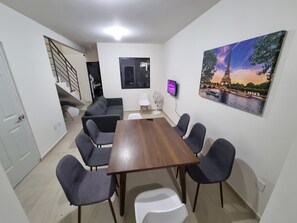 Interior - RINCON (Querétaro)