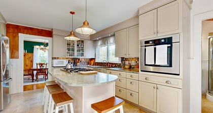 Coastal Serenity Retreat with Ocean Views, Spacious Porch and Modern Comforts