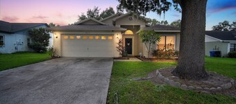 Charming 3-bedroom Pet Friendly house in tranquil Riverview