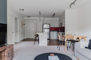 テレビ、ステレオ