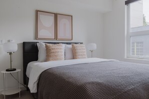 1 chambre, fer et planche Ă repasser, Wi-Fi, draps fournis