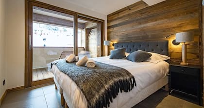 8-person flat in a new residence on the snow front