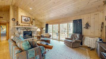 تلفزيون، مدفأة