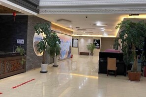 Lobby lounge - Hangzhou Bay Hotel (Huangshan)