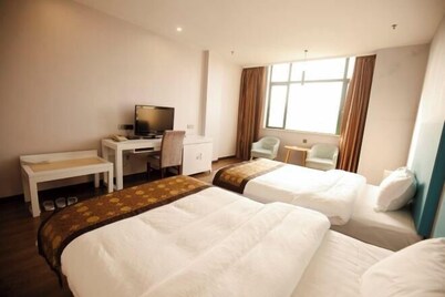 Hangzhou Bay Hotel
