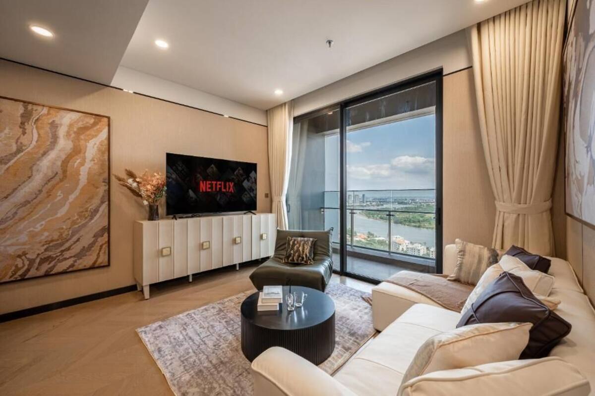 Apartamento, 3 quartos | Roupas de cama premium, frigobar, escrivaninha