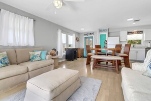 Unclassified image, 3 of 37, button