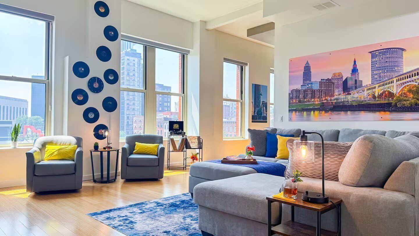 Condo, 2 Bedrooms | Living area | Streaming services