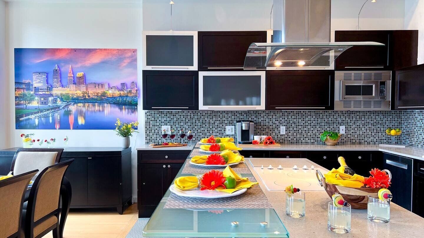 Condo, 2 habitaciones | Cocina privada | Refrigerador, horno, cafetera y tetera y tetera eléctrica 