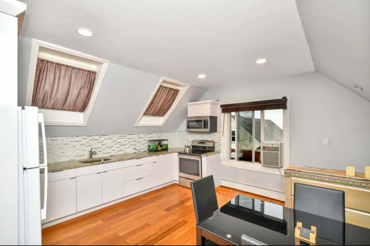 冰箱、微波炉、烤箱、炉灶