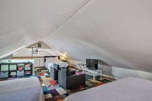 2 chambres, fer et planche Ă repasser, Wi-Fi, draps fournis