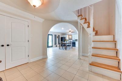 Group-Friendly Louisana Hideaway: Hunt & Fish!