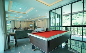 Billards
